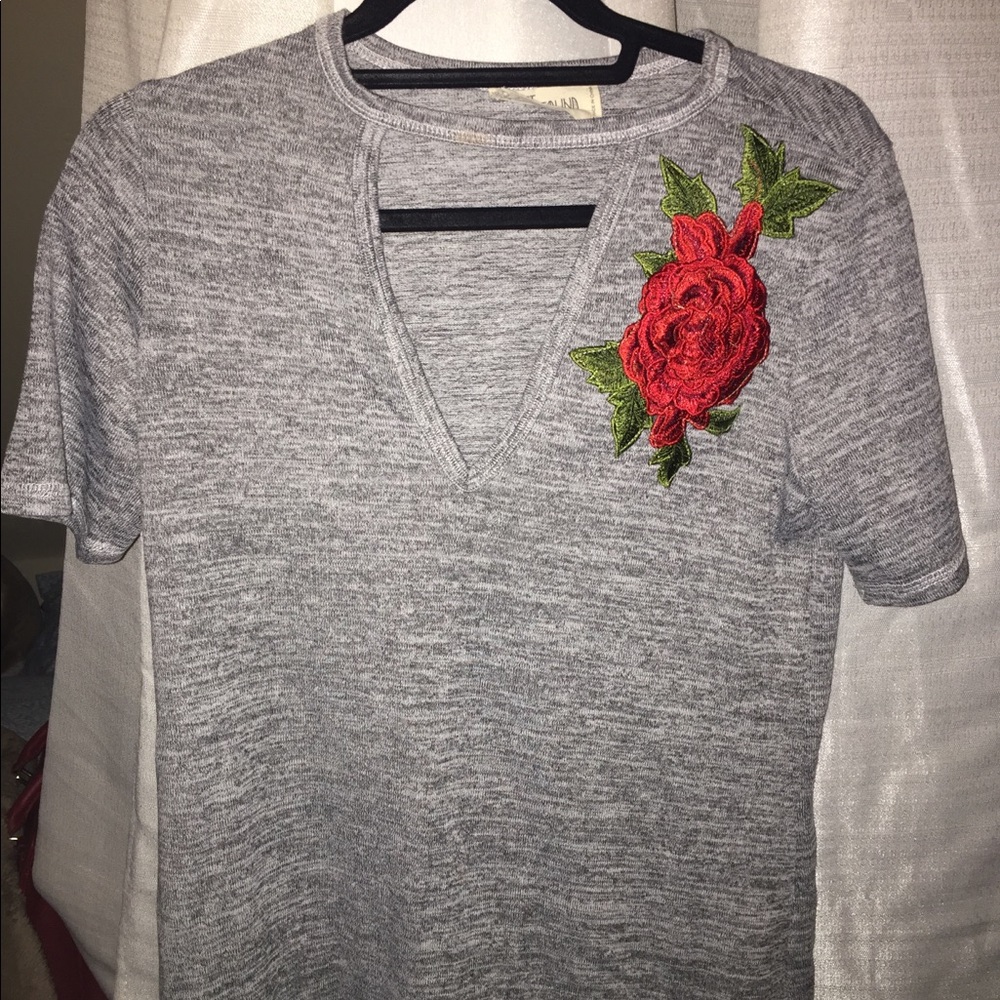 Papaya Rose Embroidered T-shirt